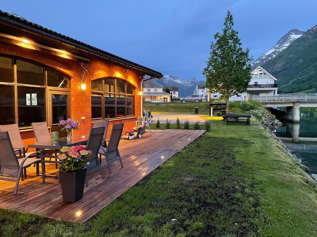 Olden Apartments 2 Stryn Dış mekan fotoğraf